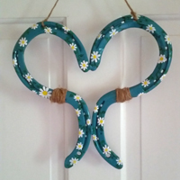 Heart- Turqouise with White Daisies